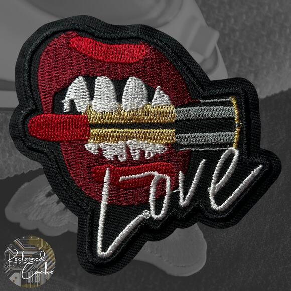 Love Lips Lipstick Iron On Patch - Picture 1 of 3